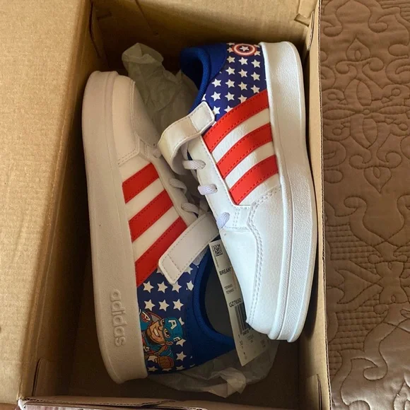 adidas gazelle silver green womens Buy ADIDAS MARVEL'S CAPTAIN MARVEL